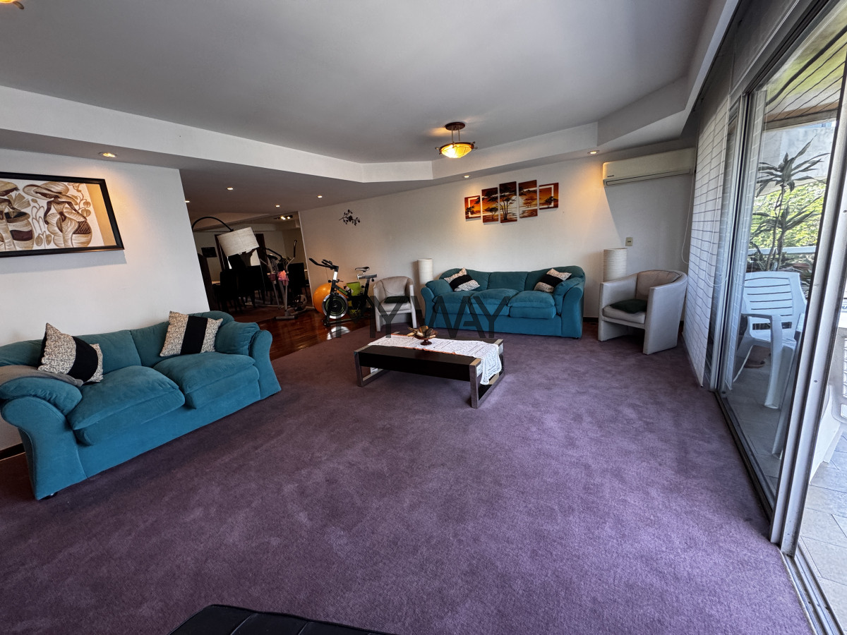 Apartamento ID.324/Apartamento-4-dormitorios-Pocitos - Apartamento 4 dormitorios Pocitos