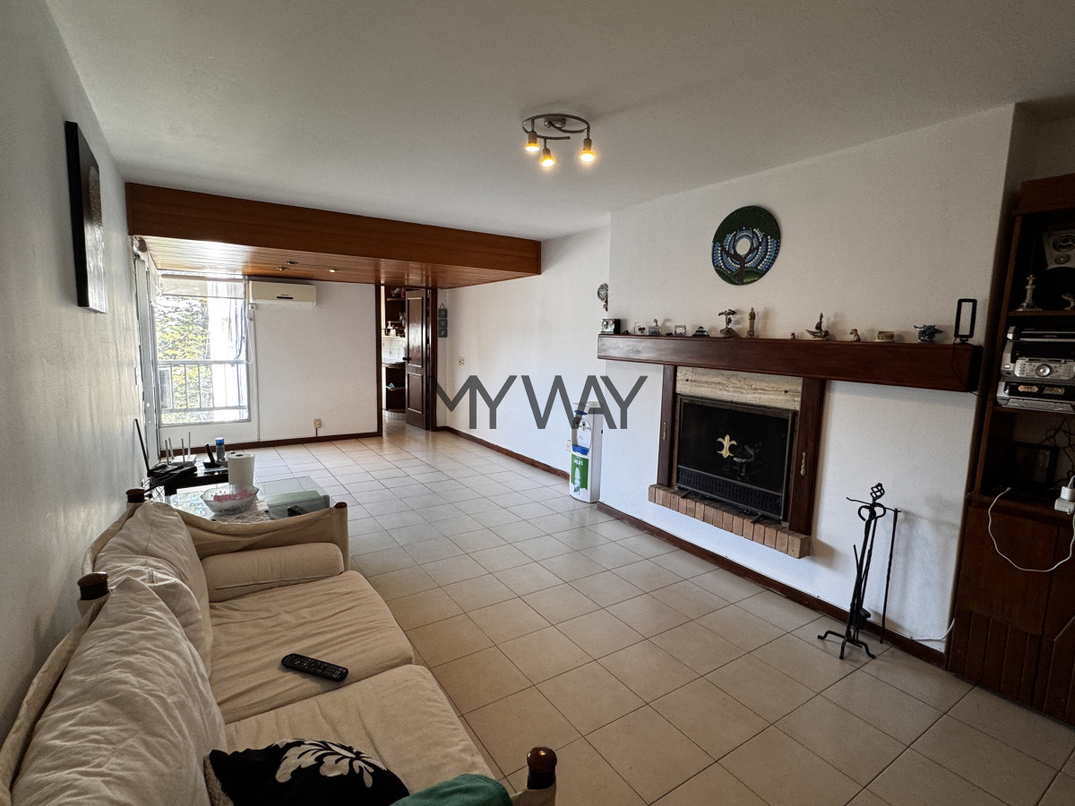 Apartamento ID.324/Apartamento-4-dormitorios-Pocitos - Apartamento 4 dormitorios Pocitos