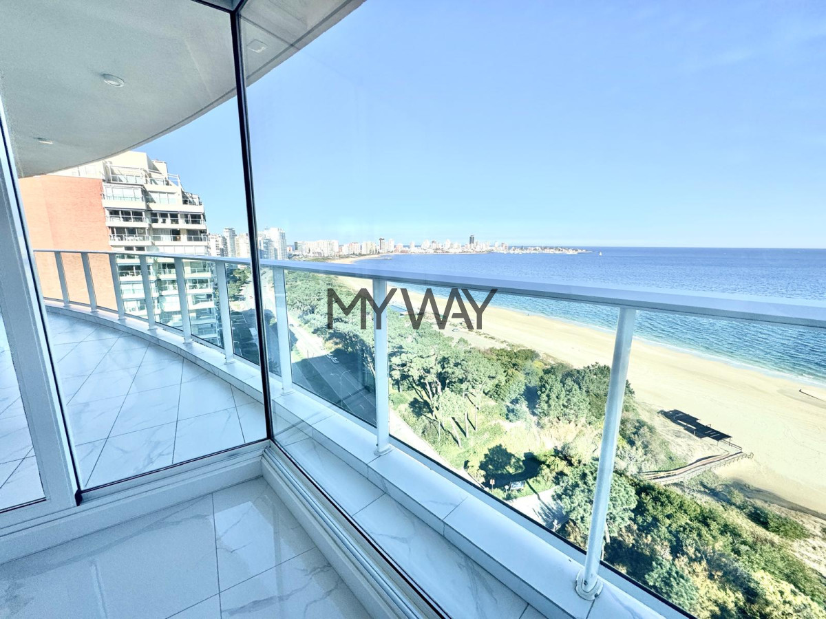 Apartamento ID.353/Apartamento-4-dormitorios-de-categoria-Punta-del-Este - Apartamento 4 dormitorios de categoria Punta del Este