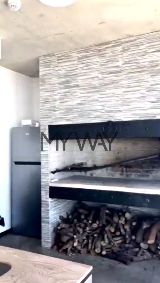 Apartamento ID.240/Venta-apartamento-2-dormitorios-con-contrato-de-alquiler-Torre-Arenas - Venta apartamento 2 dormitorios con contrato de alquiler Torre Arenas
