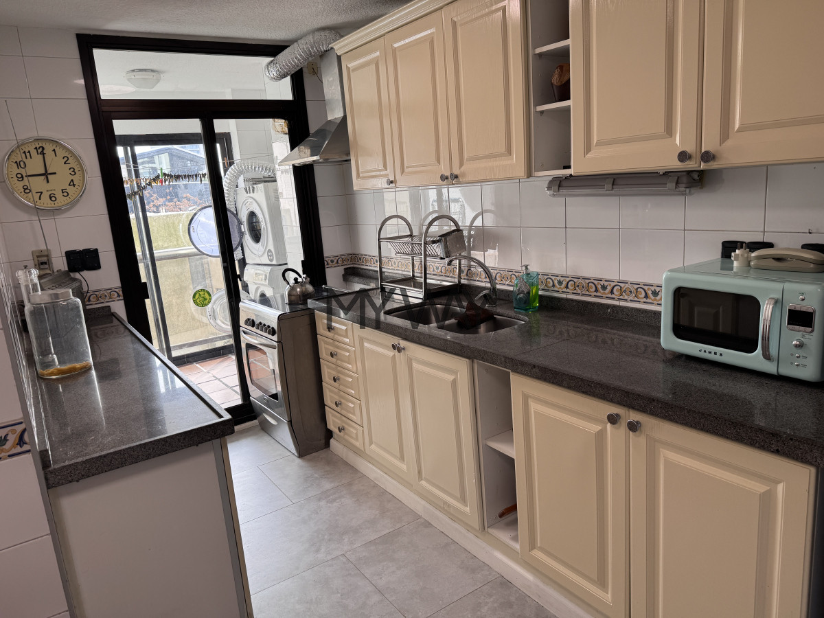 Apartamento ID.385/Venta-apartamento-4-dormitorios-Torres-del-Puerto - Venta apartamento 4 dormitorios Torres del Puerto
