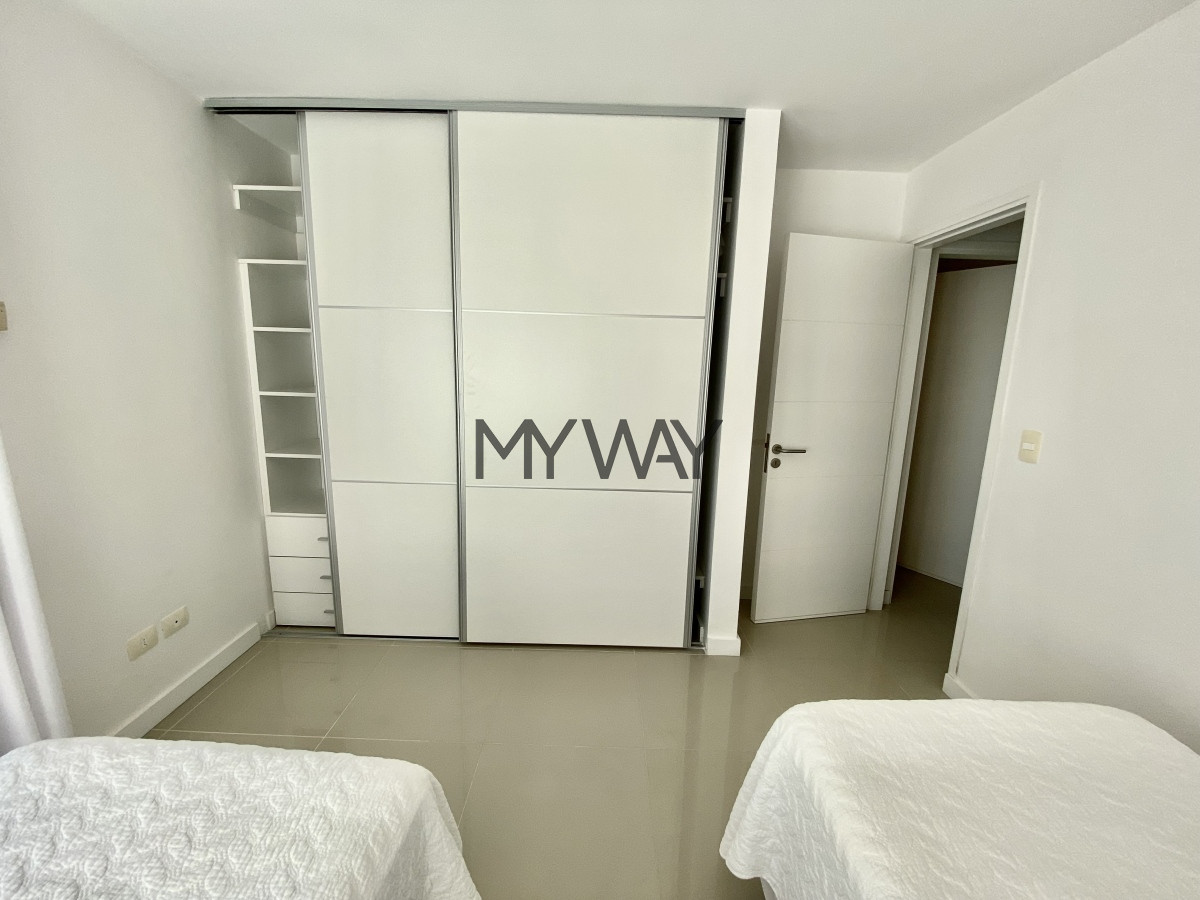 Apartamento ID.125/Venta-Apartamento-3-dormitorios-Punta-del-Este-torre-de-categoría-excelente-estado-sobre-Chiverta-con-todos-los-amenities - Venta Apartamento 3 dormitorios Punta del Este torre de categoría excelente estado sobre Chiverta con todos los amenities