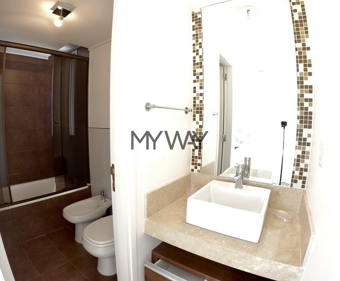 Apartamento ID.125/Venta-Apartamento-3-dormitorios-Punta-del-Este-torre-de-categoría-excelente-estado-sobre-Chiverta-con-todos-los-amenities - Venta Apartamento 3 dormitorios Punta del Este torre de categoría excelente estado sobre Chiverta con todos los amenities