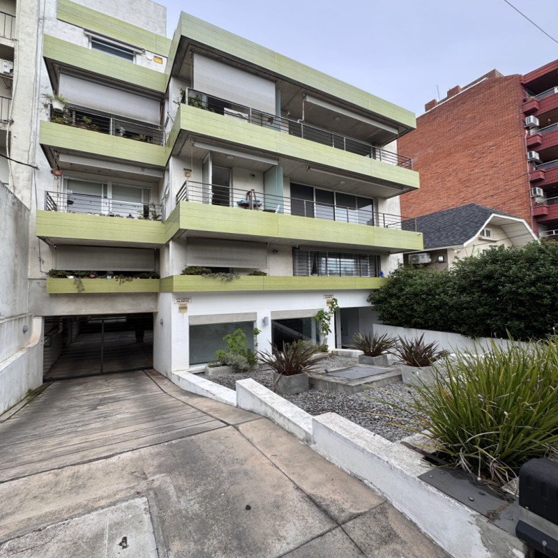 1 dormitorio en Malvin a 1 cuadra de la rambla