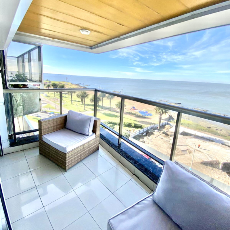 Venta apartamento 3 Dormitorios Rambla Punta Carretas