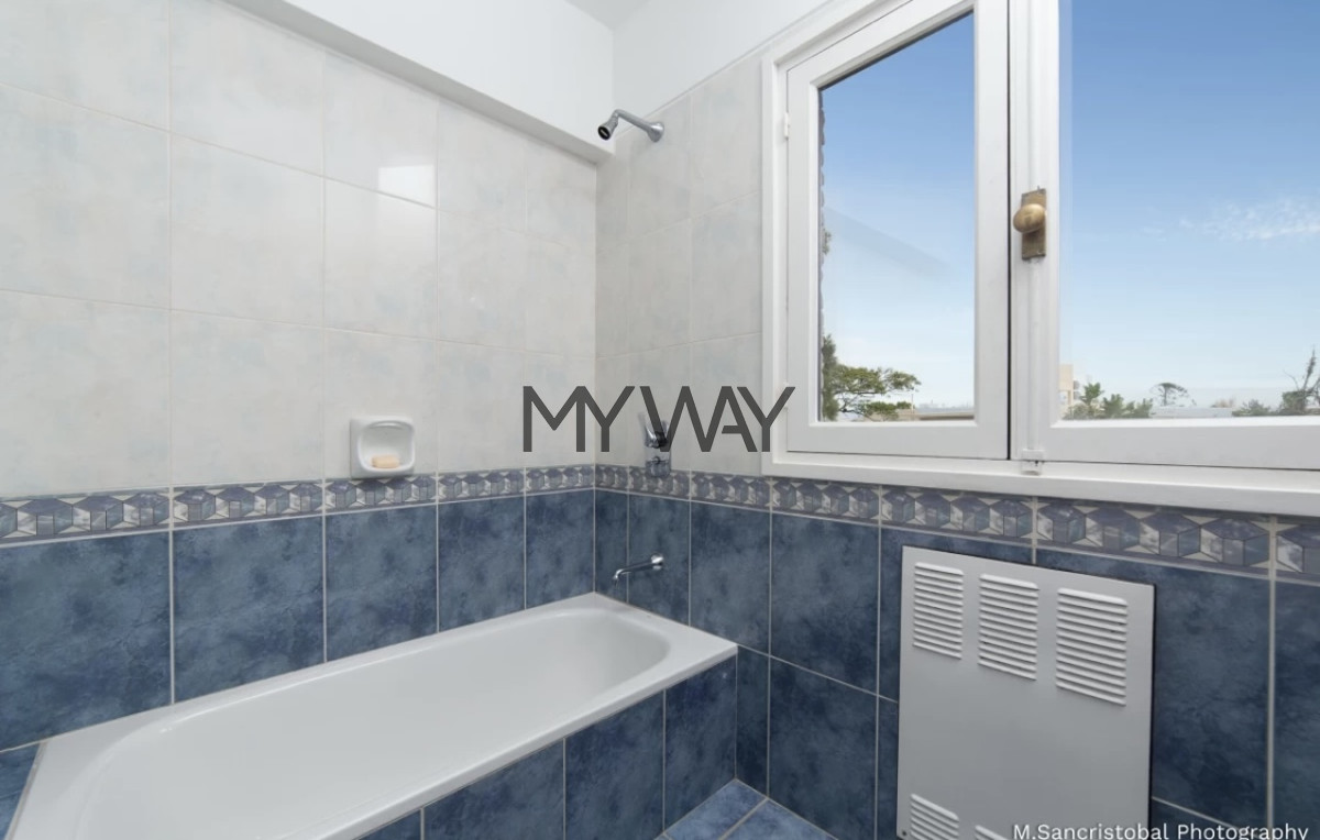 Casa ID.286/Venta-Casa-4-dormitorios-Playa-mansa-1-cuadra-playa-Punta-del-Este - Venta Casa 4 dormitorios Playa mansa 1 cuadra playa Punta del Este
