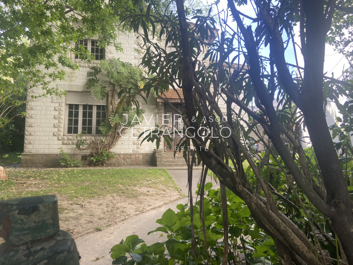 Casa ID.418 - Residencia, Pocitos, gran casa  5 dormitorios