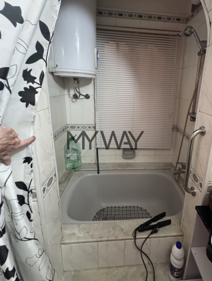 Casa ID.396/Casa,-excelente-punto-Comercial-Barrio-Reus - Casa, excelente punto Comercial Barrio Reus