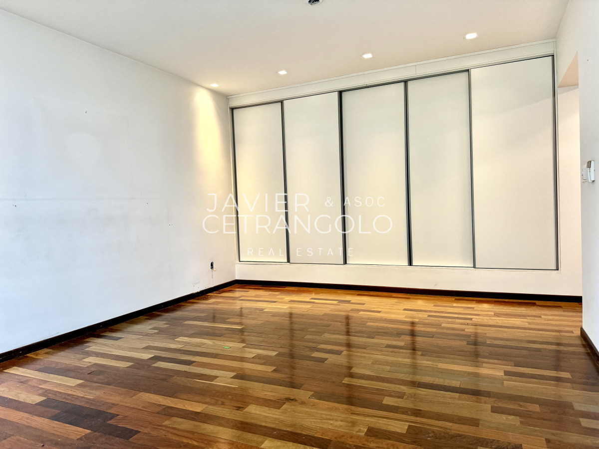 Casa ID.322 - Casa en Punta Carretas, Ideal Empresa Salida a 2 calles