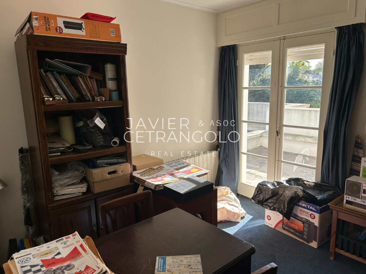 Casa ID.406 - Casa Clasica  5 dormitorios Carrasco Sur