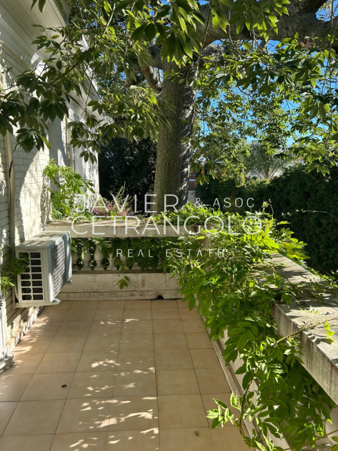 Casa ID.406 - Casa Clasica  5 dormitorios Carrasco Sur