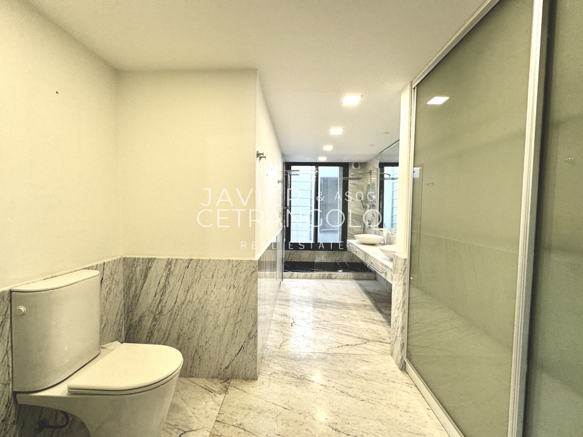 Casa ID.322 - Casa en Punta Carretas, Ideal Empresa Salida a 2 calles