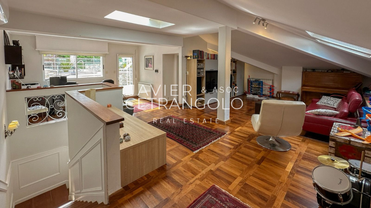 Casa ID.323 - Excelente Casa 4 Dormitorios con Piscina Punta Carretas