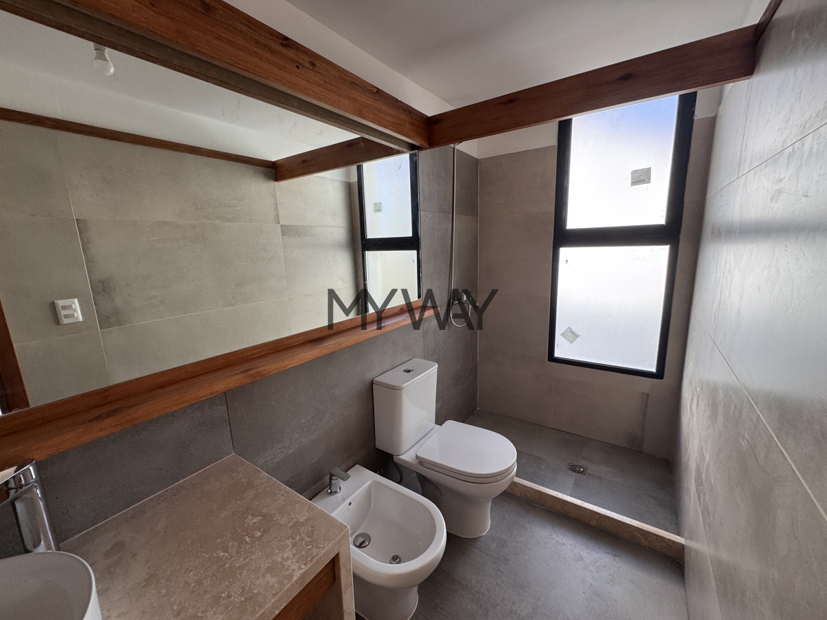 Casa ID.367/Casa-PH-3-dormitorios-con-Piscina-Carrasco-Sur - Casa PH 3 dormitorios con Piscina Carrasco Sur