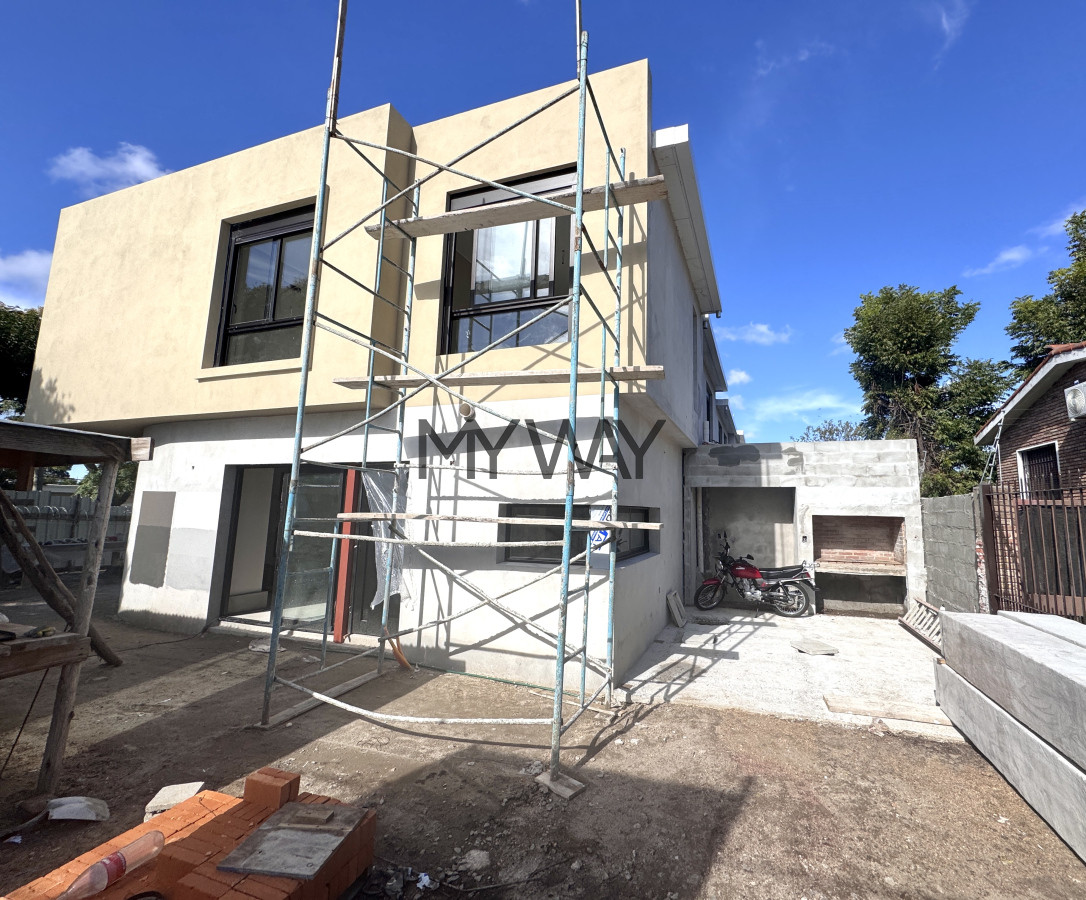 Casa ID.362/Casa-a-estrenar-3-dormitorios-en-complejo-cerrado - Casa a estrenar 3 dormitorios en complejo cerrado