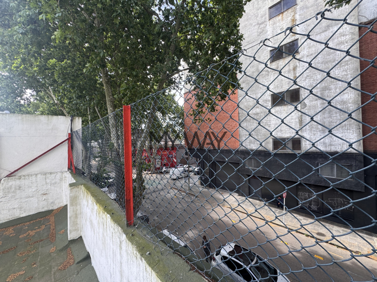 Casa ID.396/Casa,-excelente-punto-Comercial-Barrio-Reus - Casa, excelente punto Comercial Barrio Reus