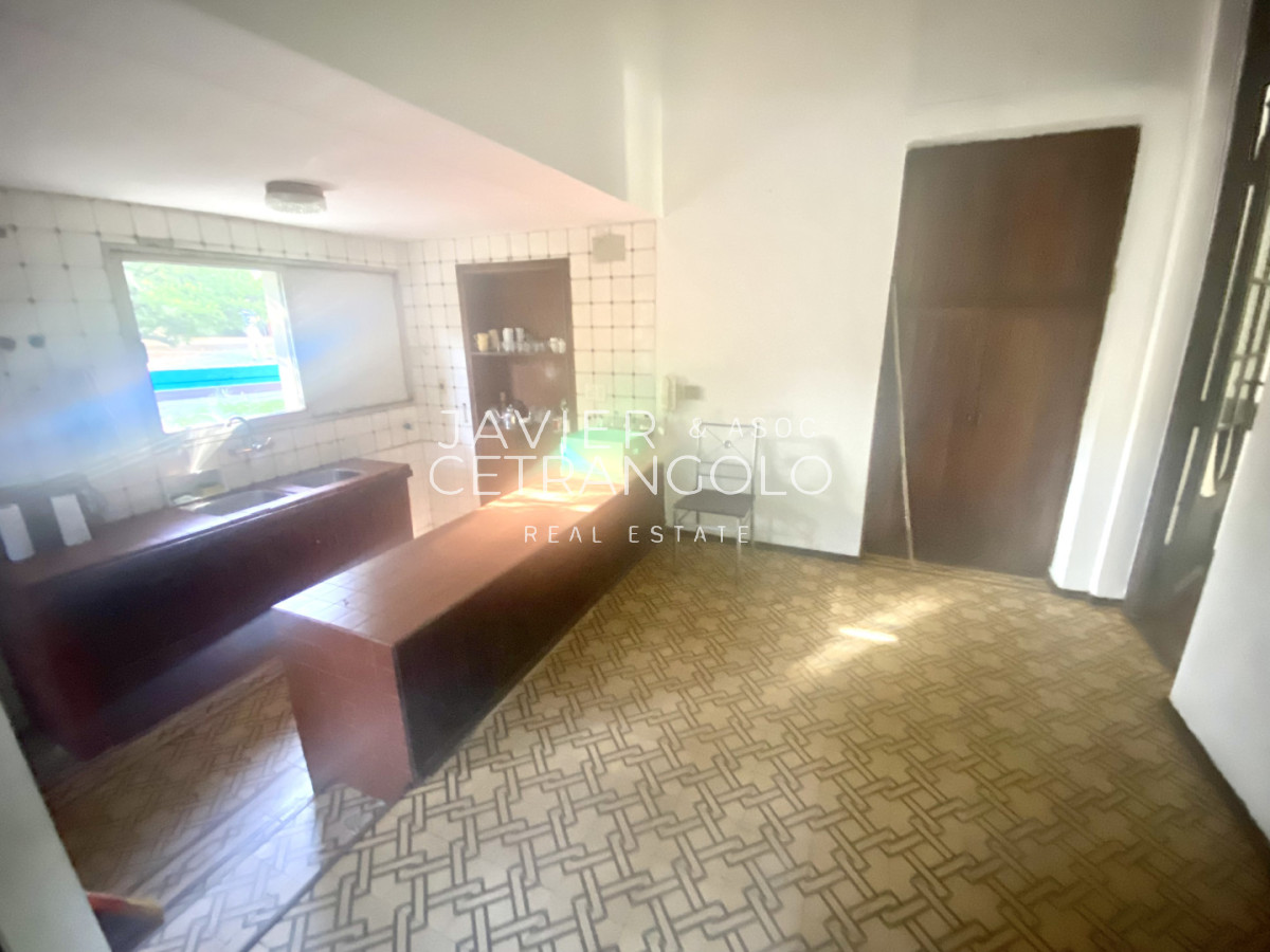 Casa ID.418 - Residencia, Pocitos, gran casa  5 dormitorios