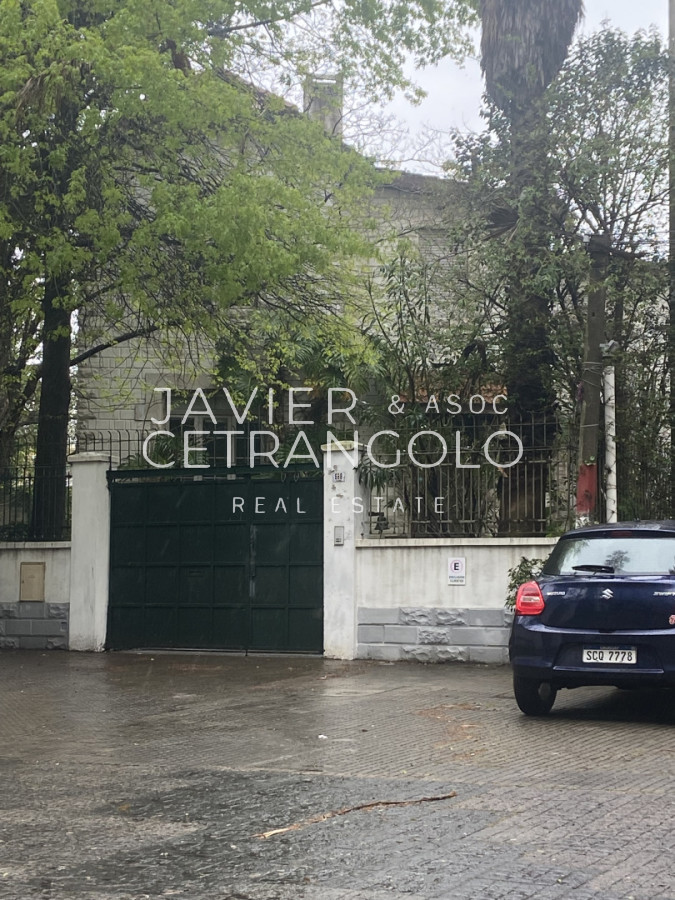 Casa ID.418 - Residencia, Pocitos, gran casa  5 dormitorios