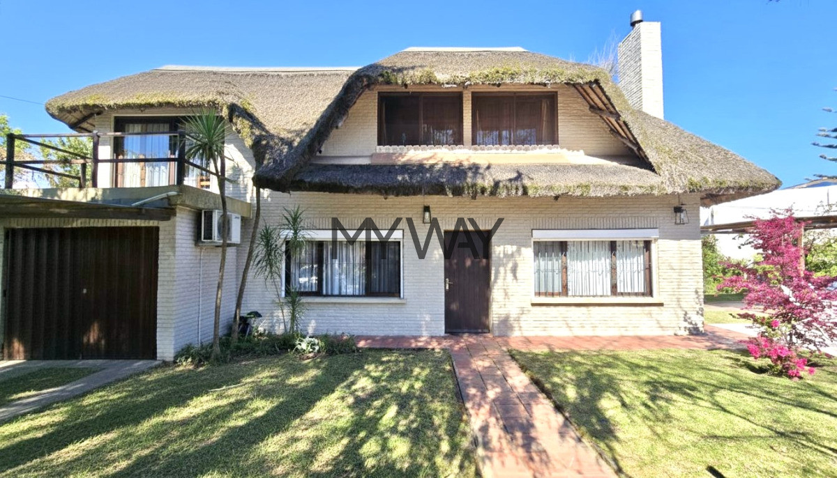 Casa ID.388/Casa-5-dormitorios-Punta-del-Este - Casa 5 dormitorios Punta del Este