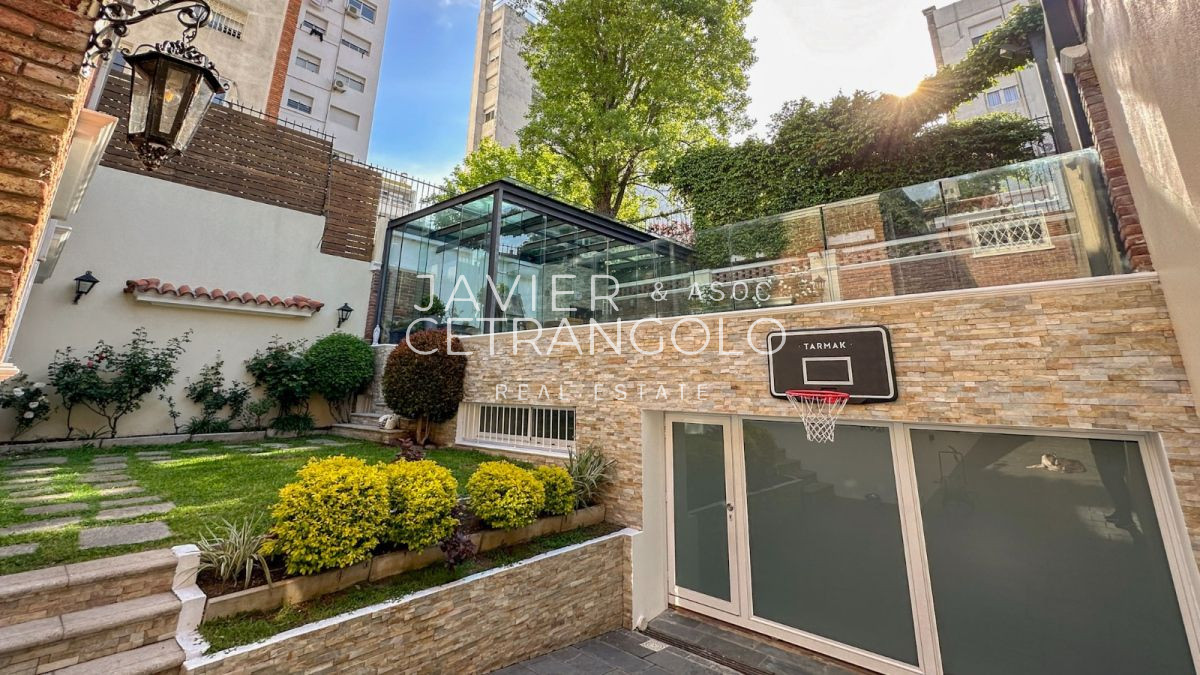 Casa ID.323 - Excelente Casa 4 Dormitorios con Piscina Punta Carretas