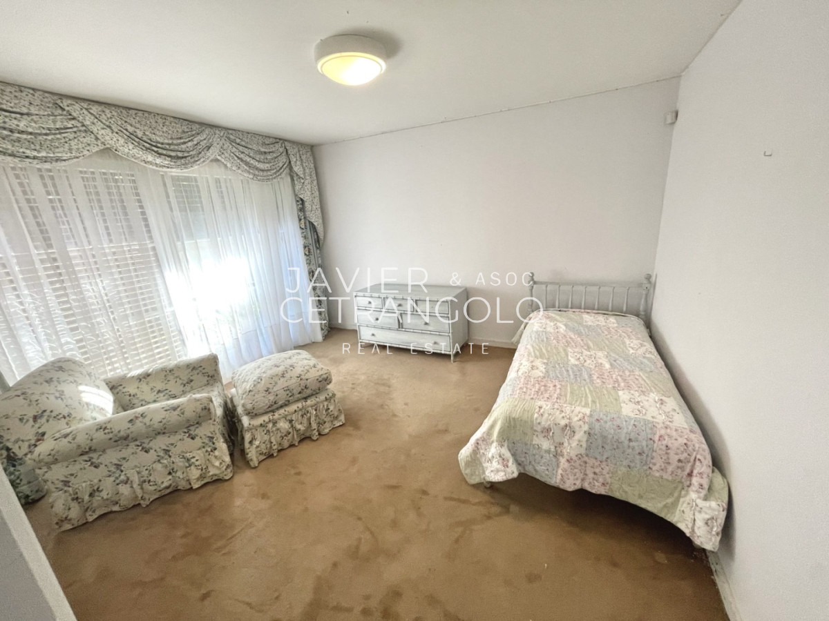 Casa ID.411 - Casa 5 dormitorios Carrasco Sur