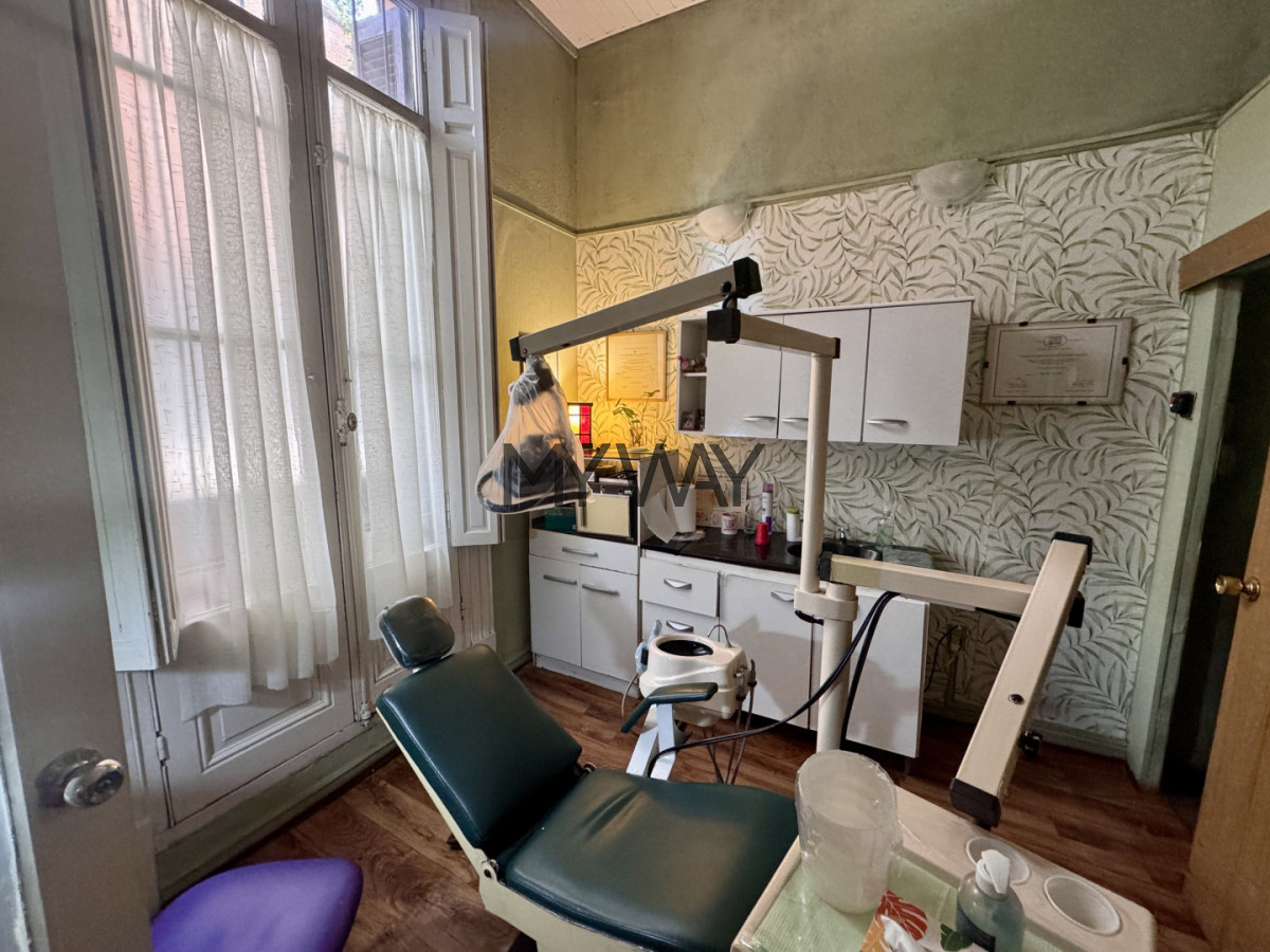 Casa ID.396/Casa,-excelente-punto-Comercial-Barrio-Reus - Casa, excelente punto Comercial Barrio Reus