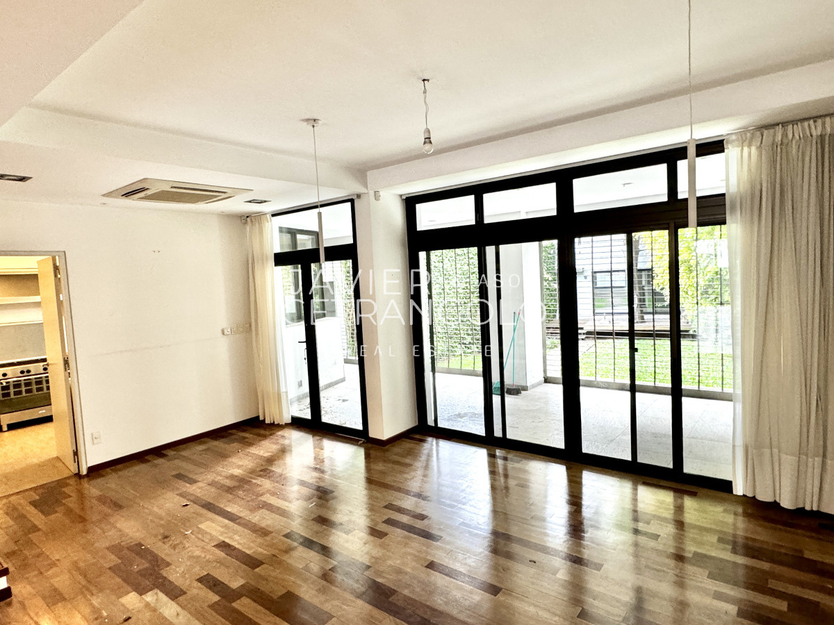 Casa ID.322 - Casa en Punta Carretas, Ideal Empresa Salida a 2 calles