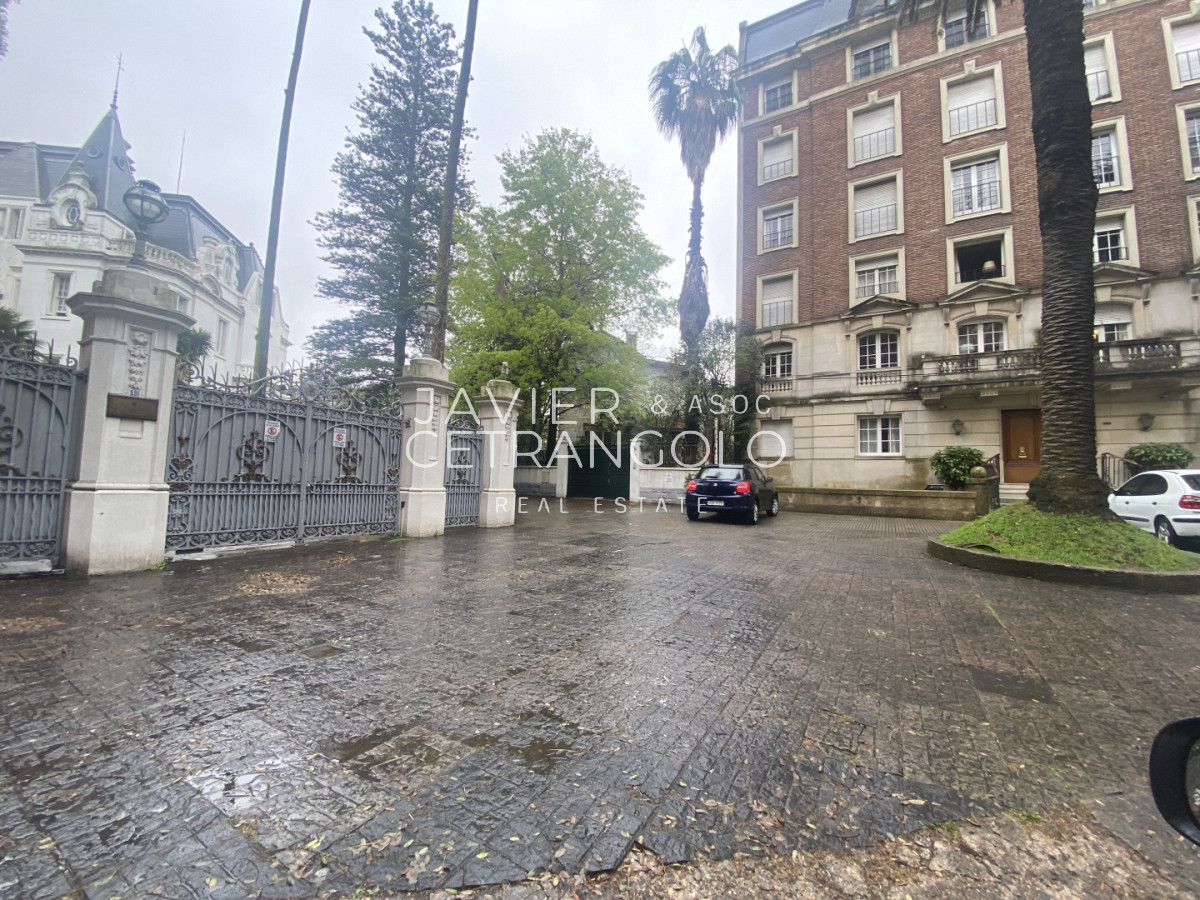 Casa ID.418 - Residencia, Pocitos, gran casa  5 dormitorios