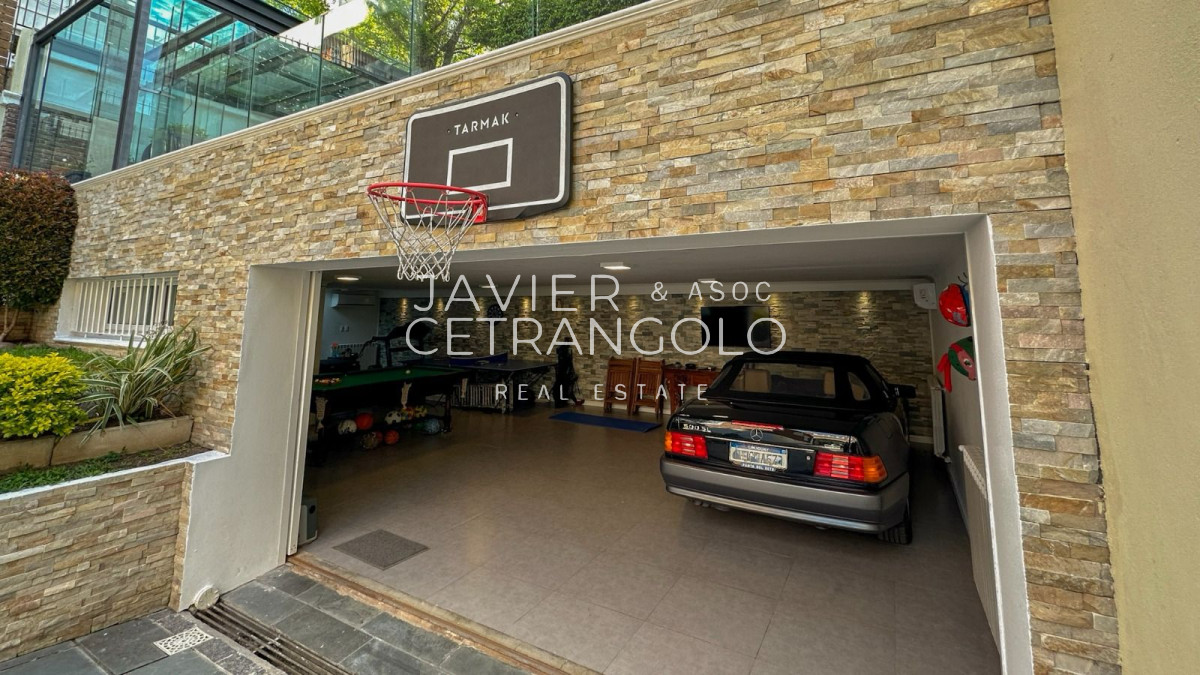 Casa ID.323 - Excelente Casa 4 Dormitorios con Piscina Punta Carretas