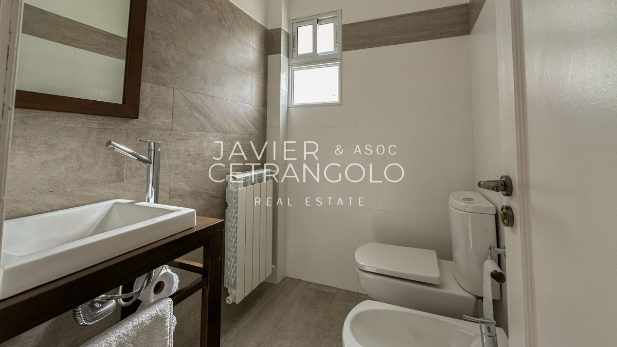 Casa ID.323 - Excelente Casa 4 Dormitorios con Piscina Punta Carretas