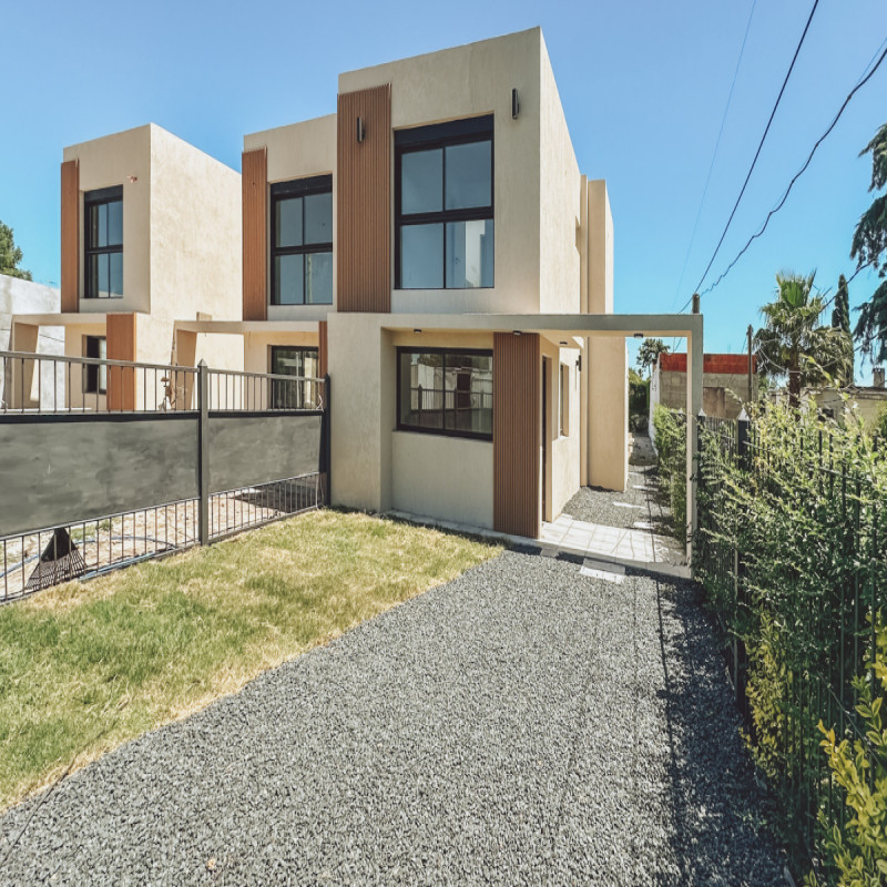 Casa 3 dormitorios ve a estrenar en San josé de Carrasco