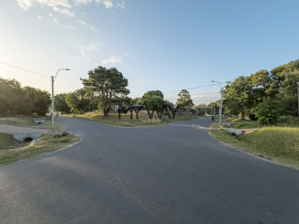 Terreno ID.231/Terreno-en-venta-|-Solymar-Norte,-Ciudad-de-la-Costa-|-768m2-en-esquina - Terreno en venta | Solymar Norte, Ciudad de la Costa | 768m2 en esquina