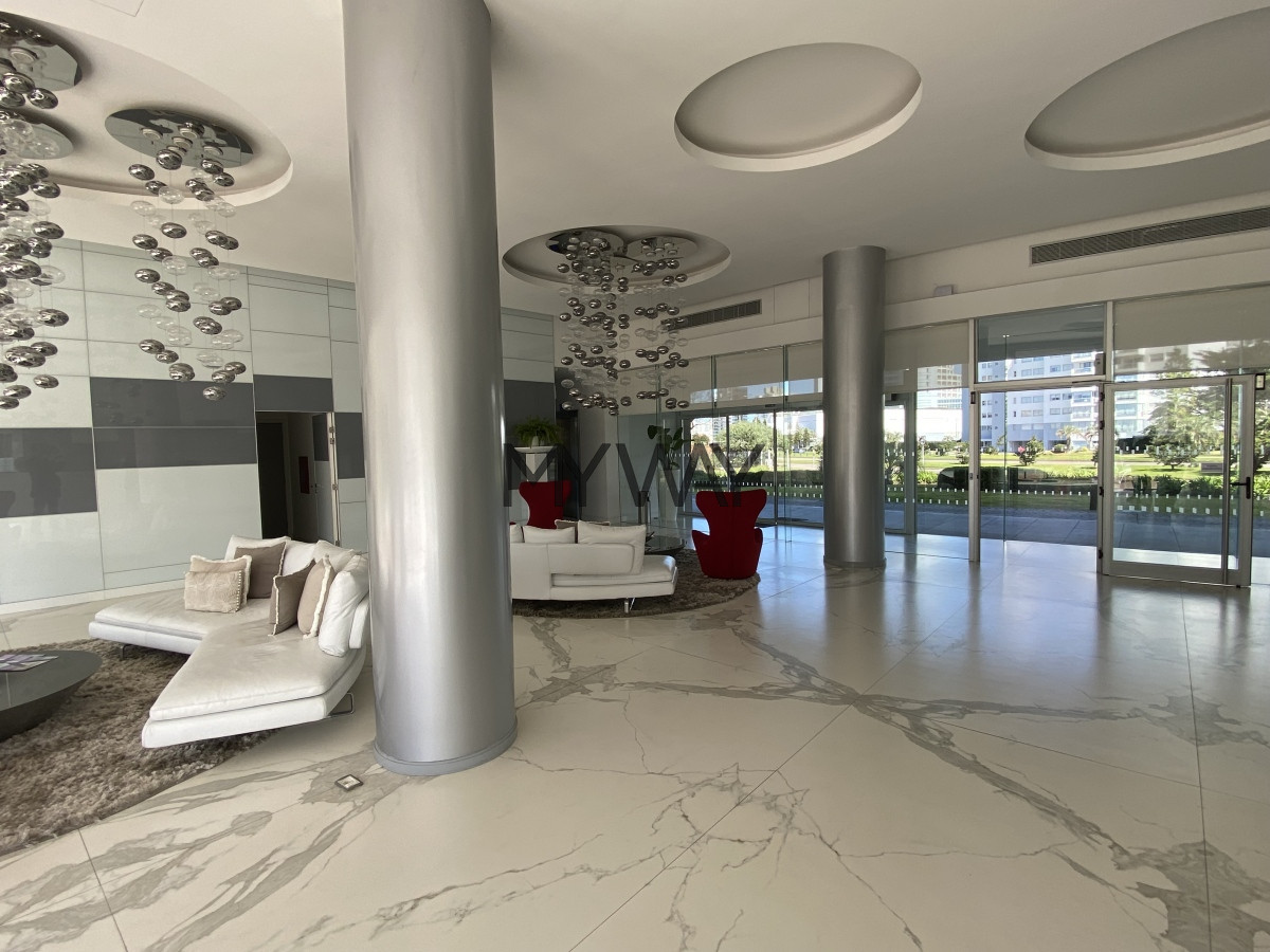 Apartamento ID.151/Venta-apartamento-3-suites-Alexander-Boulevard-Punta-del-Este - Venta apartamento 3 suites Alexander Boulevard Punta del Este