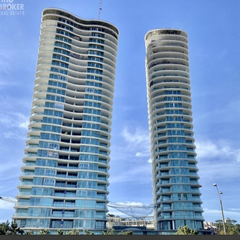 Apartamentos en venta en Fendi Chateau