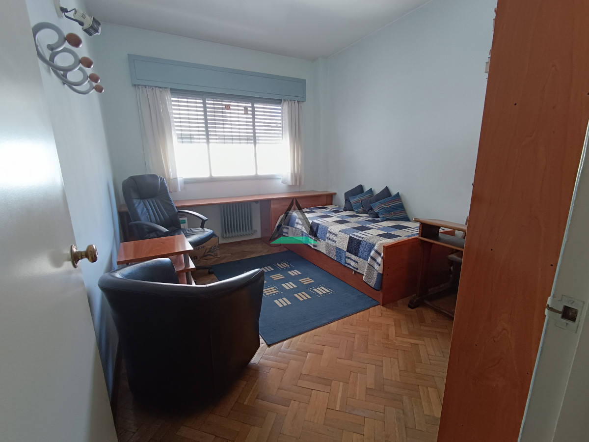 Apartamento ID.106 - VENTA APARTAMENTO FAMILIA GRANDE, UNIVERSIDADES, ENTRETENIMIENTOS, SERVICIOS !!
