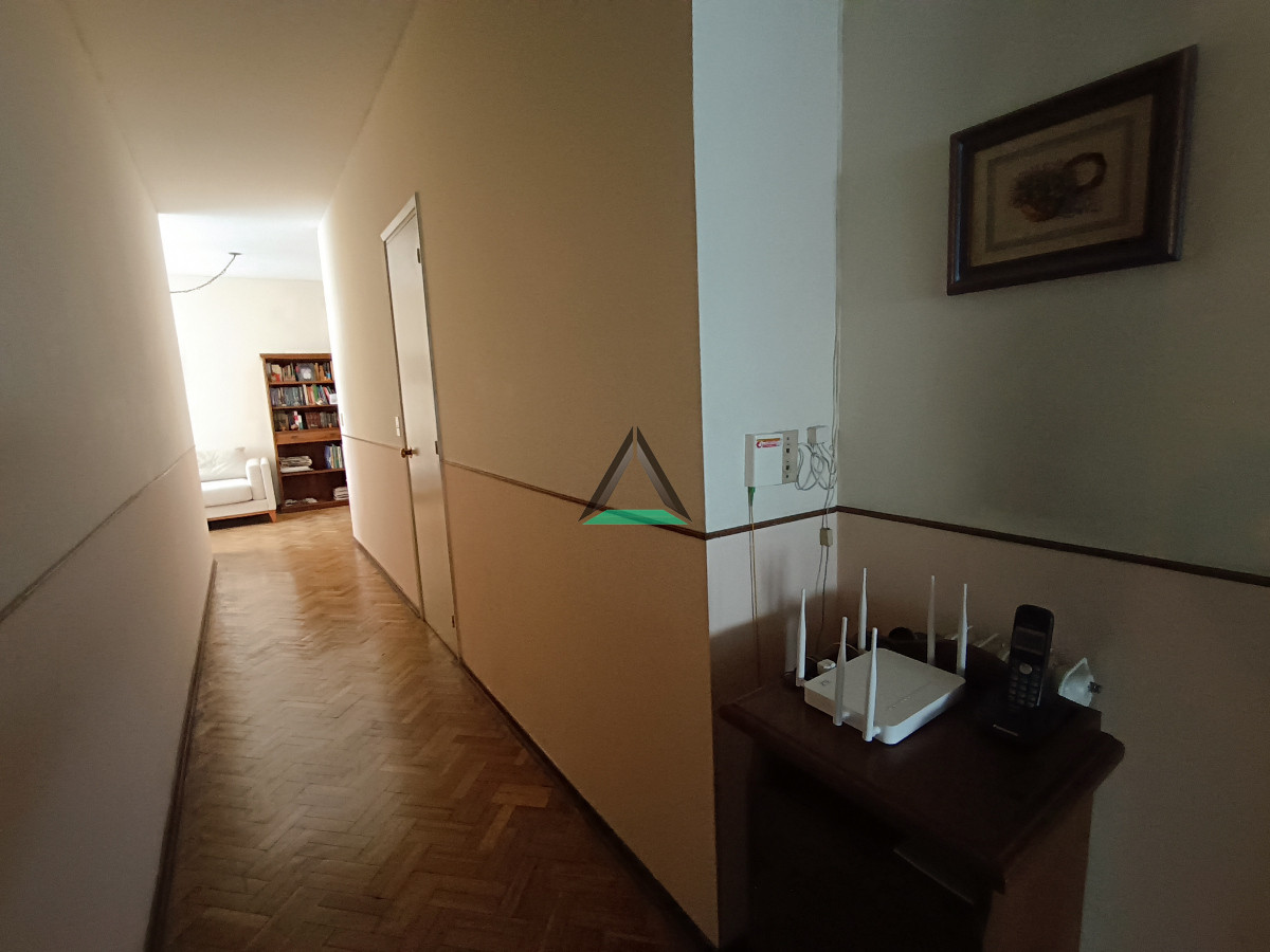 Apartamento ID.106 - VENTA APARTAMENTO FAMILIA GRANDE, UNIVERSIDADES, ENTRETENIMIENTOS, SERVICIOS !!