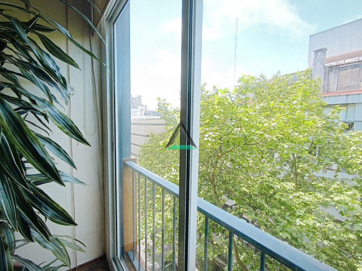 Apartamento ID.106 - VENTA APARTAMENTO FAMILIA GRANDE, UNIVERSIDADES, ENTRETENIMIENTOS, SERVICIOS !!