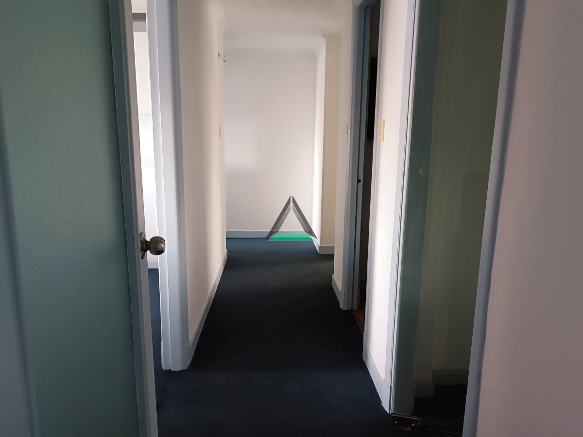 Apartamento ID.92 - VENTA APARTAMENTO PLAZA INDEPENDENCIA A RECICLAR 