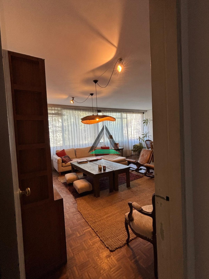 Apartamento ID.141 - A metros de Rambla, Pocitos living apaisado amplio 3 dorm y servicio garage grande