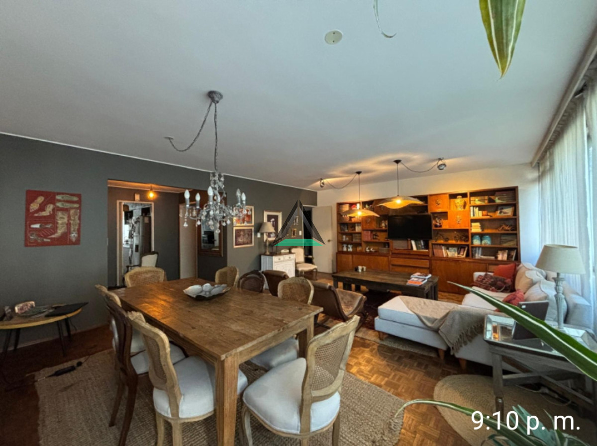 Apartamento ID.141 - A metros de Rambla, Pocitos living apaisado amplio 3 dorm y servicio garage grande