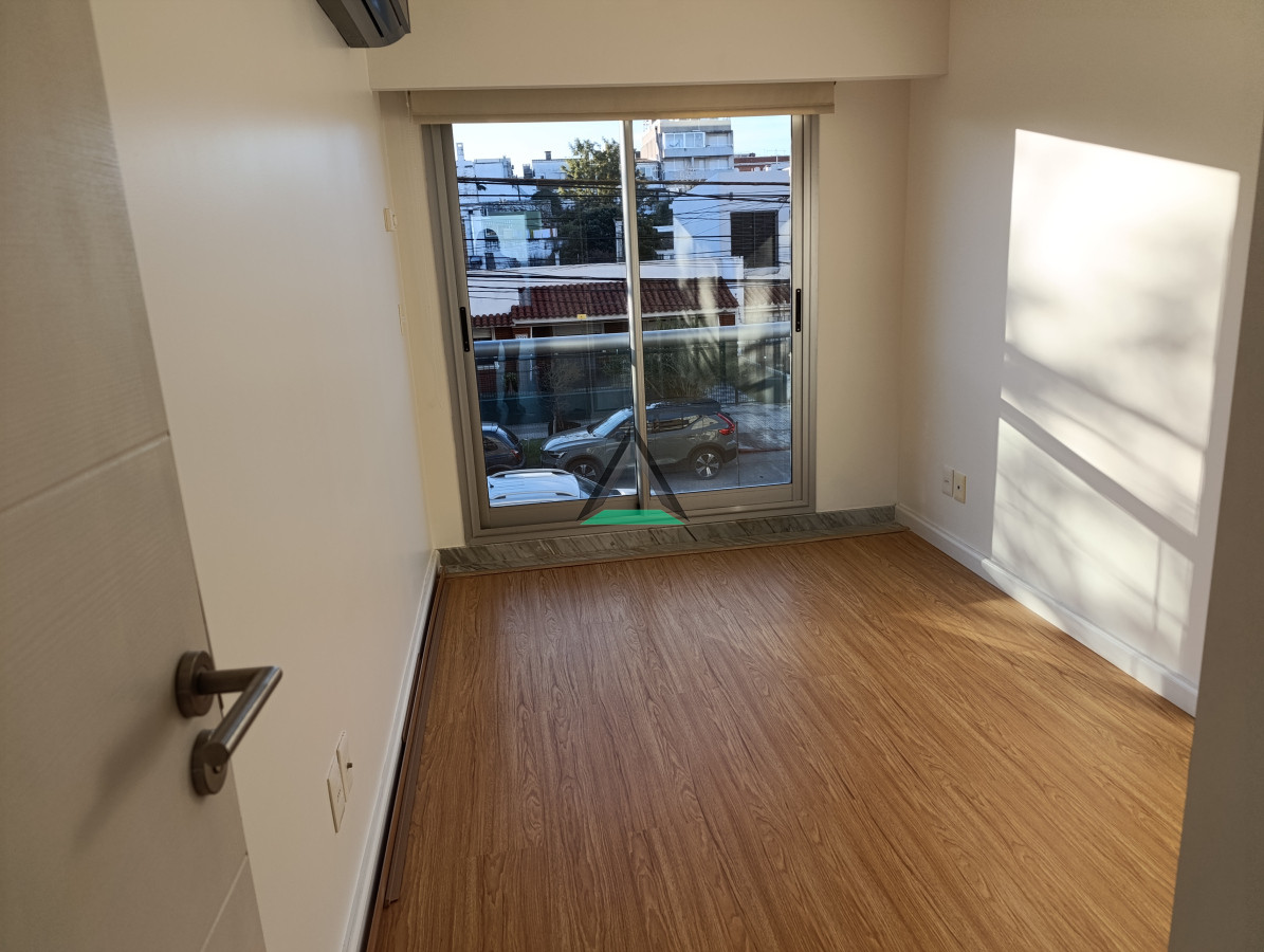 Apartamento ID.116 - ALQUILER APARTAMENTO 2 DORMITORIOS PRIMERA LINEA MAR ! 