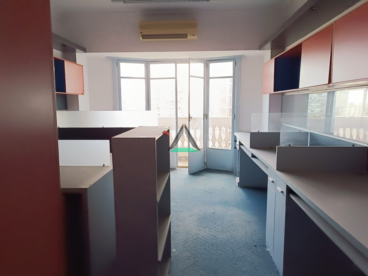 Apartamento ID.92 - VENTA APARTAMENTO PLAZA INDEPENDENCIA A RECICLAR 