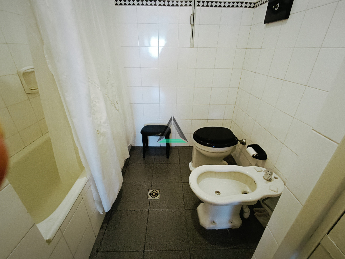 Apartamento ID.106 - VENTA APARTAMENTO FAMILIA GRANDE, UNIVERSIDADES, ENTRETENIMIENTOS, SERVICIOS !!
