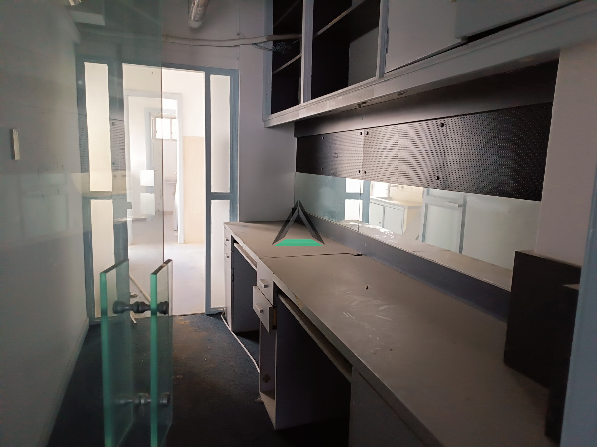 Apartamento ID.92 - VENTA APARTAMENTO PLAZA INDEPENDENCIA A RECICLAR 