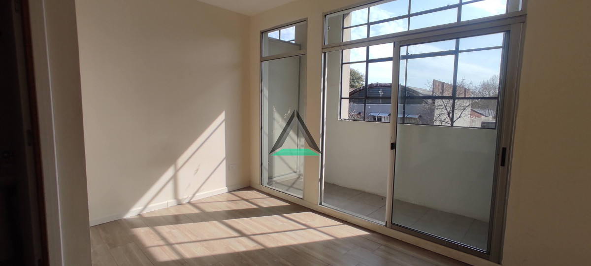 Apartamento ID.63 - LOFT COMO NUEVO !! MUY SEGURO Y LUMINOSO