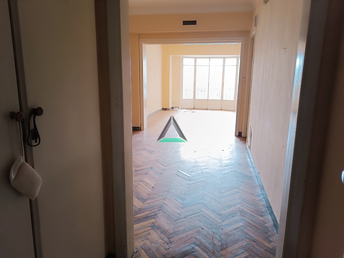 Apartamento ID.92 - VENTA APARTAMENTO PLAZA INDEPENDENCIA A RECICLAR 