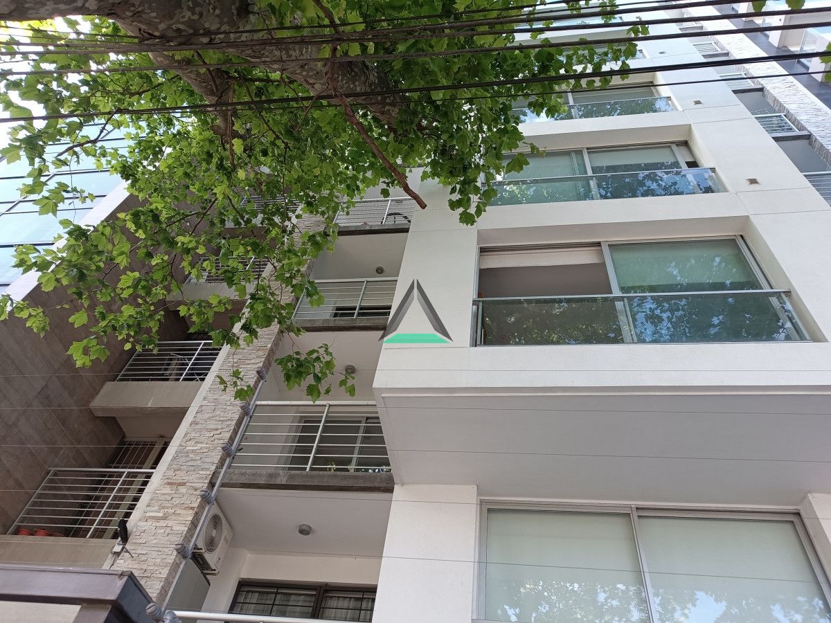 Apartamento ID.77 - VENTA APARTAMENTO PQUE BATLLE 1 DORM. CON GARAGE PARA RENTA
