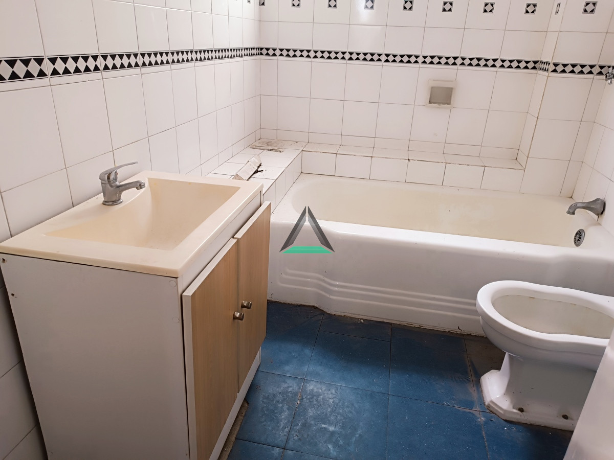 Apartamento ID.92 - VENTA APARTAMENTO PLAZA INDEPENDENCIA A RECICLAR 