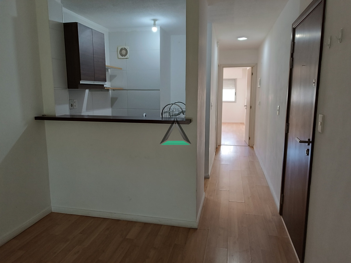 Apartamento ID.77 - VENTA APARTAMENTO PQUE BATLLE 1 DORM. CON GARAGE PARA RENTA