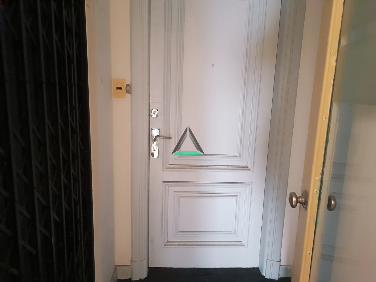 Apartamento ID.92 - VENTA APARTAMENTO PLAZA INDEPENDENCIA A RECICLAR 